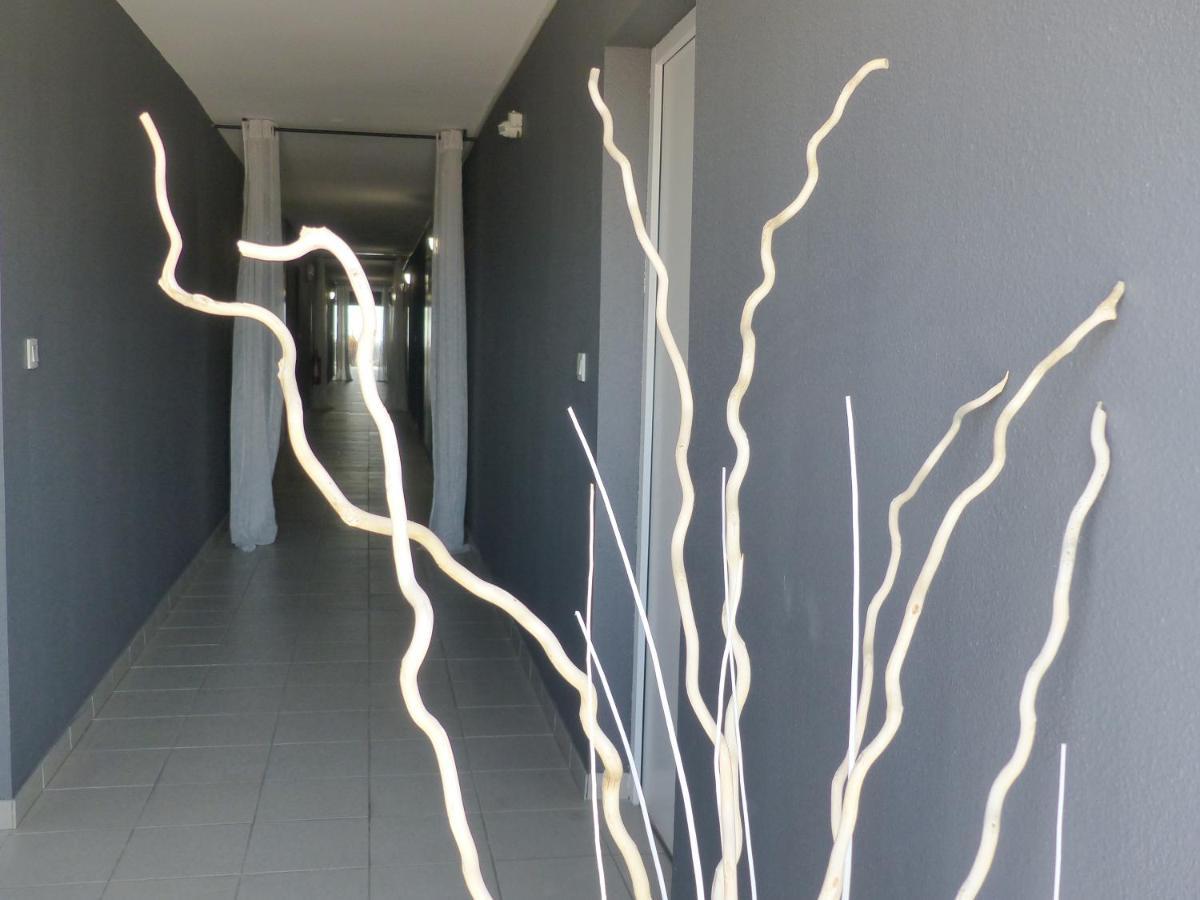 Le Jardin De Babylone "Reserve Aux Couples Uniquement" Agde Kültér fotó